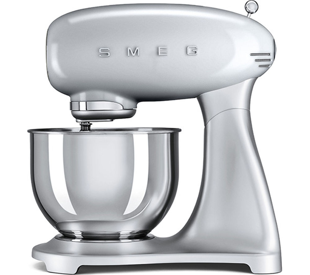 SMEG SMF01SVUK Stand Mixer Review